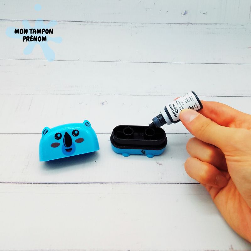 Comment recharger facilement votre tampon encreur personnalisé : Guide pratique - Mon Tampon Prénom